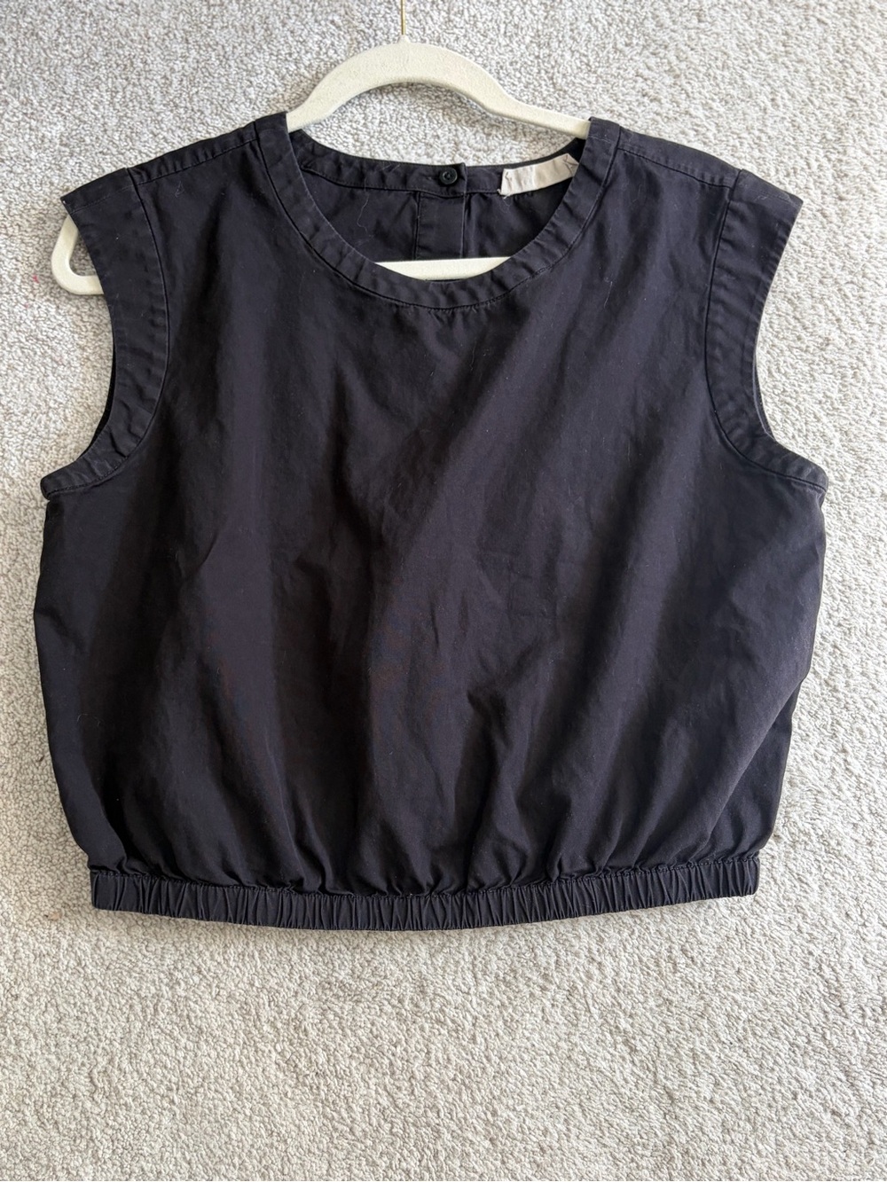 Everlane Cotton Bubble Cropped Top w/Elastic-Hem, Women’s Black Medium Cap Slv